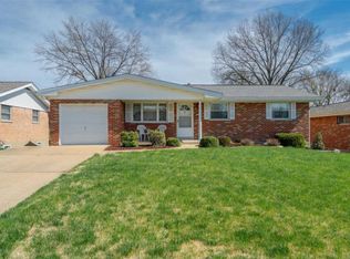 1245 Hawkstone Ln, Saint Louis, MO 63125