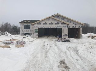 809 Fairway Dr, Mosinee, WI 54455