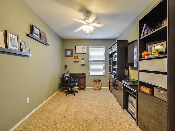 5th image of 2115 Golden Arrow Ave