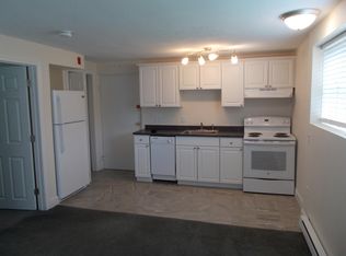 447 Pleasant St APT 66, Melrose, MA 02176