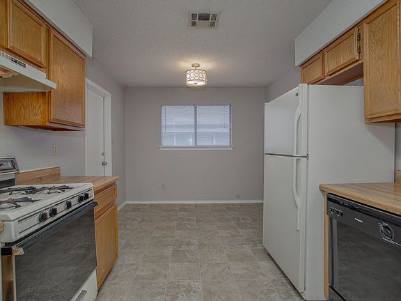 4th image of 12907 Campos Dr