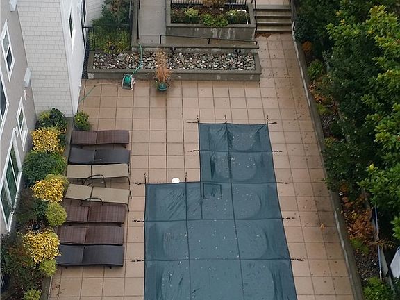 4th image of 1525 NW 57th St Unit 525