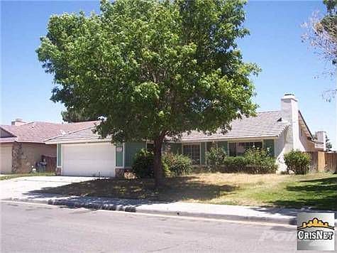 2nd image of 43914 Estrella Ln