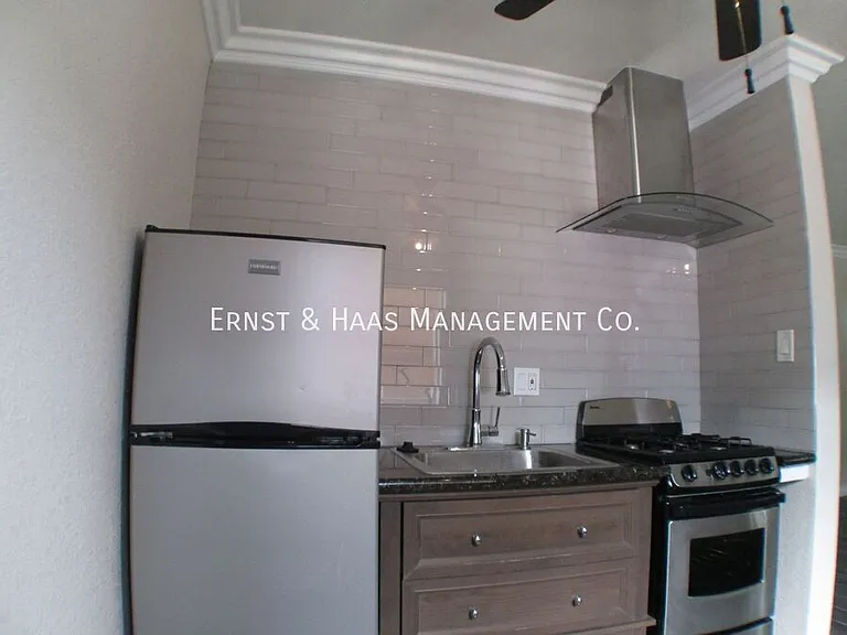 1125 Saint Marys Ct #1A — Photo 10