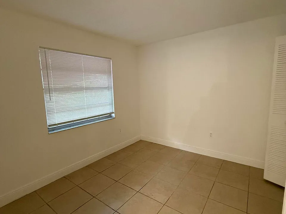 3280 NW 103rd Ter #A-204