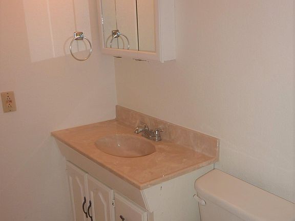 5th image of 526 E Judi Dr