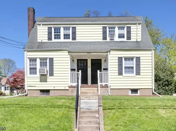102 Paterson Ave, Midland Park Boro, NJ 07432