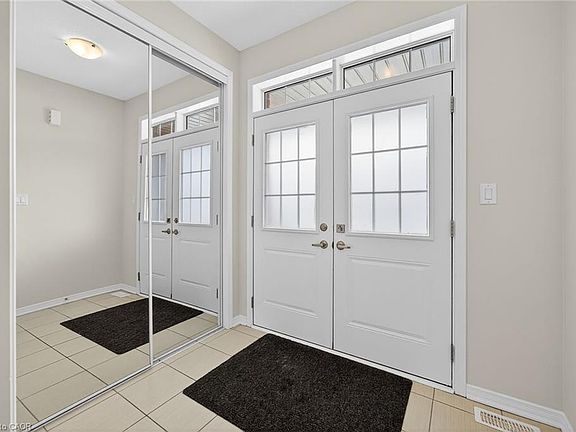 5th image of 20 Armes St
