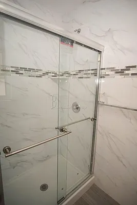 Rented by Bouklis Group | media 23