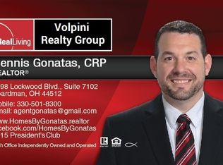 8001 Hunters Cv, Youngstown, OH 44512