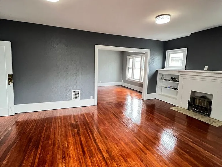 313 Lasalle Ave #2 — Photo 16
