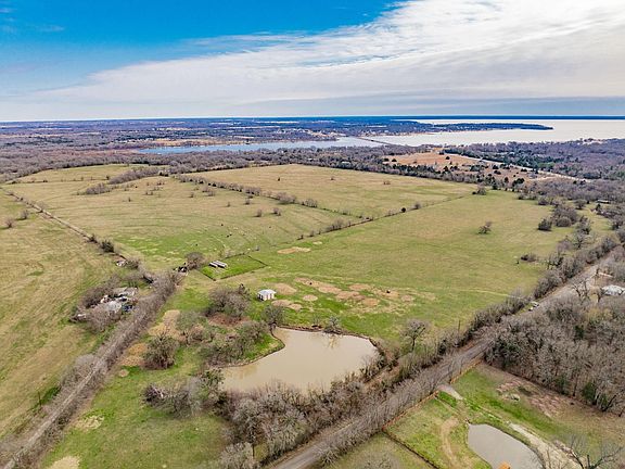 3rd image of 352 Rs County Rd #1605