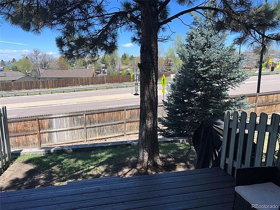2nd image of 2085 Oakcrest Circle