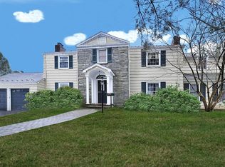 17 Cross Gates Rd, Madison, NJ 07940