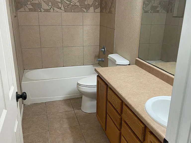 1515 Bradley Ct — Photo 15