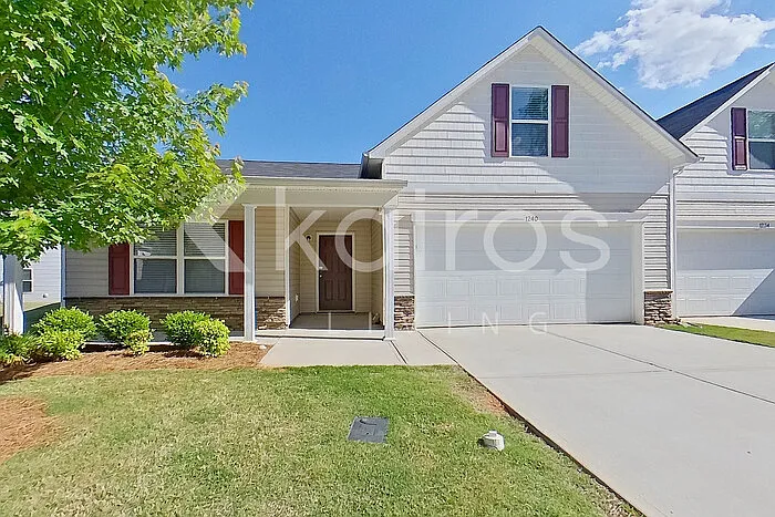 4 bed, 2.0 bath, 1800 sqft, $2,095 — Photo 1