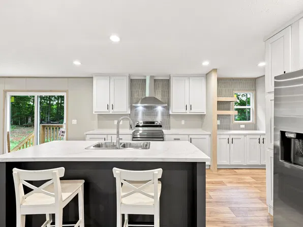 6008A Apple Wyrick Rd, Gibsonville, NC 27249