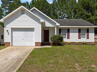 6430 Applewhite Rd, Fayetteville, NC 28304