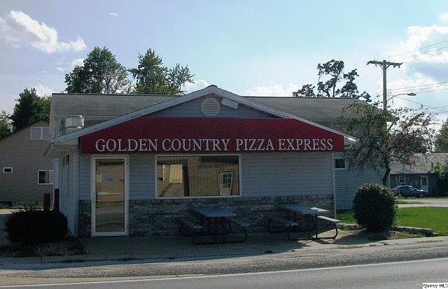 Home for Sale in CampPoint, IL $199,000