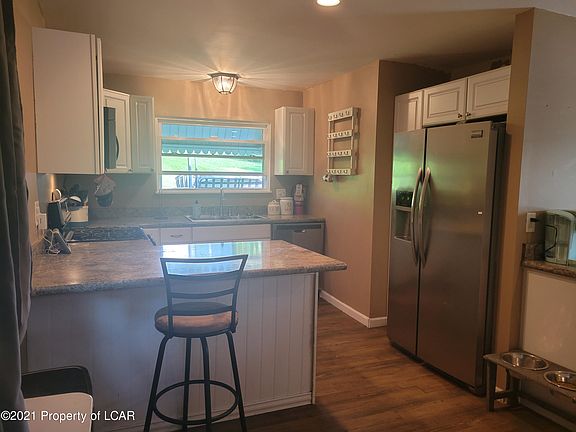 2nd image of 18 Brown St