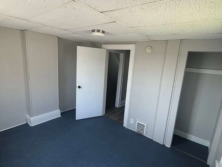 142-144 Bowman St — Photo 13