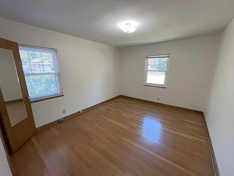 3810 N High St — Photo 7