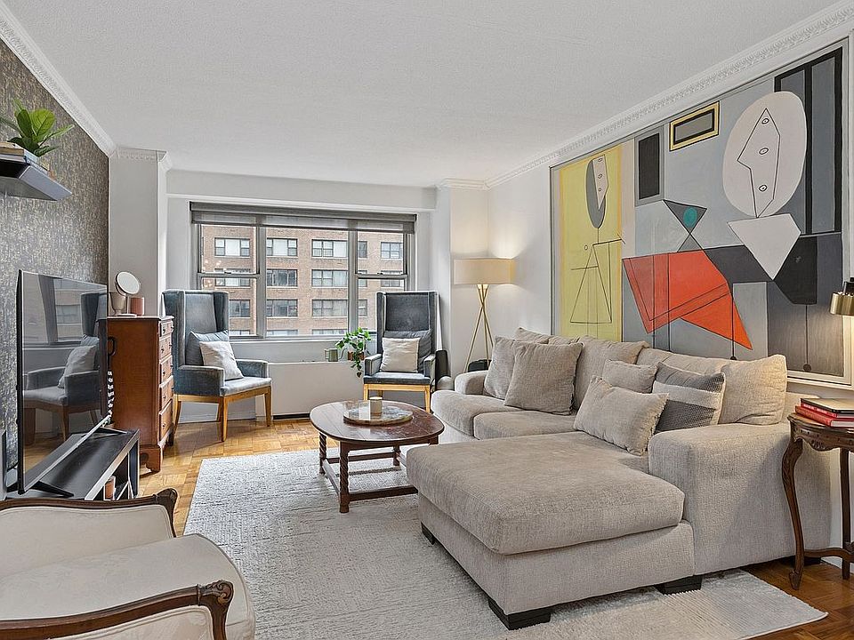 1st image of 300 E 40th St APT 9V