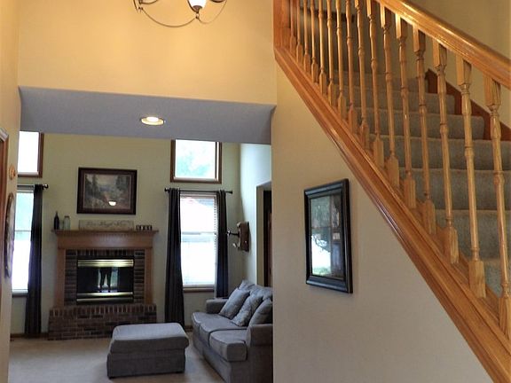 3rd image of 2314 N Carrolton Dr