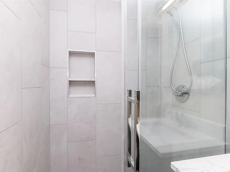 2742 Inman St — Photo 12