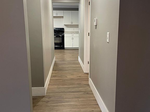 3rd image of 1830 Shaw Ave #1