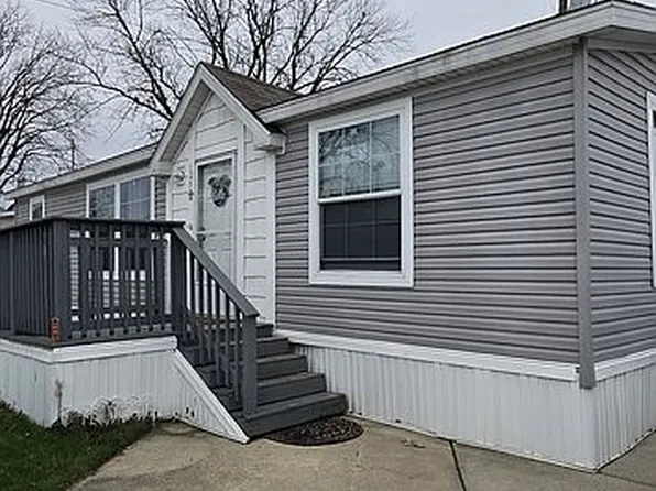 3601 Sheffield Ave #125, Hammond, IN 46327