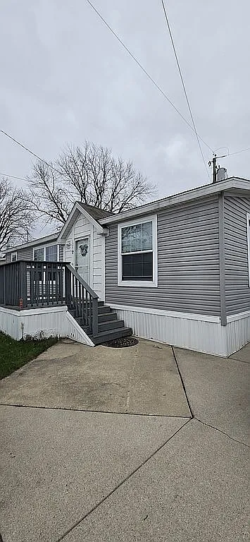 3601 Sheffield Ave #125 photo 1
