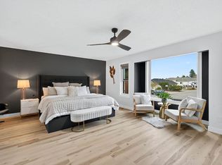 1095 Laurel Pl, Kamloops, BC V1S1R1