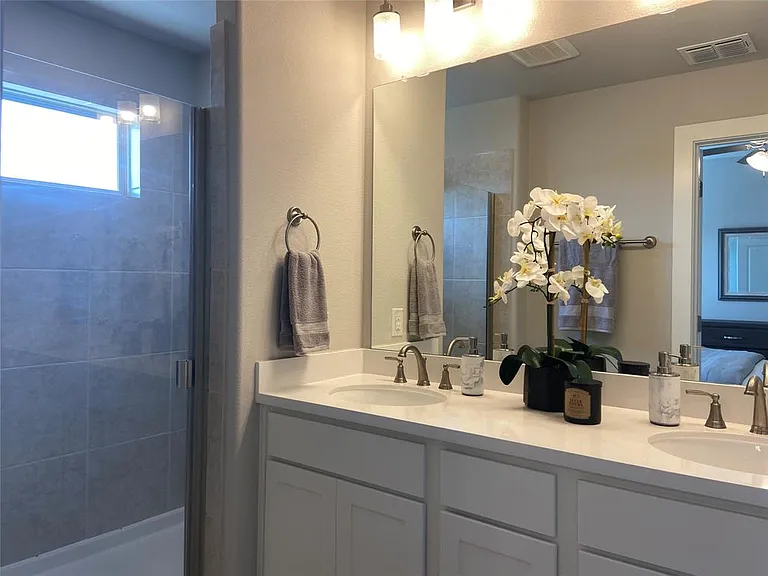 1317 Pebblebrook Dr — Photo 55