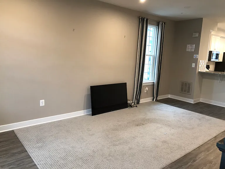 2nd floor Living room