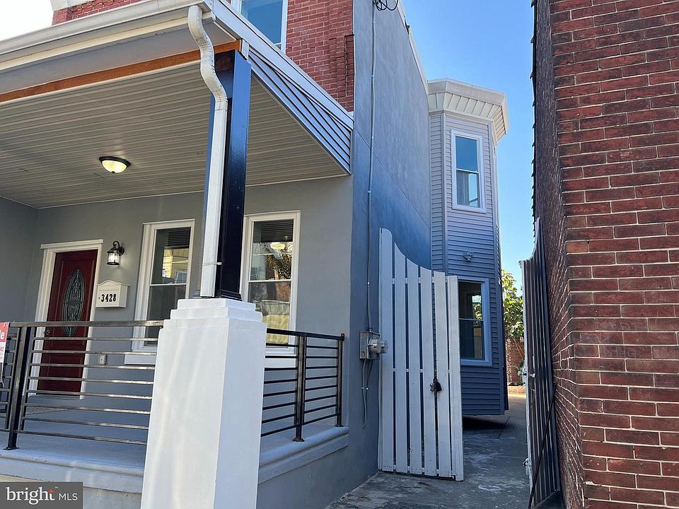 1st image of 3428 Reach St