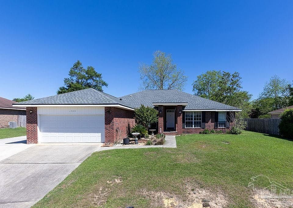 1st image of 1566 Twin Pines Cir