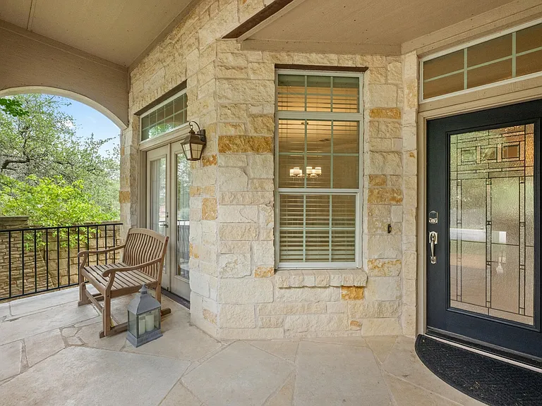 1023 Grassy Field Rd — Photo 5