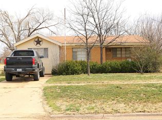 2018 Kokomo St, Plainview, TX 79072