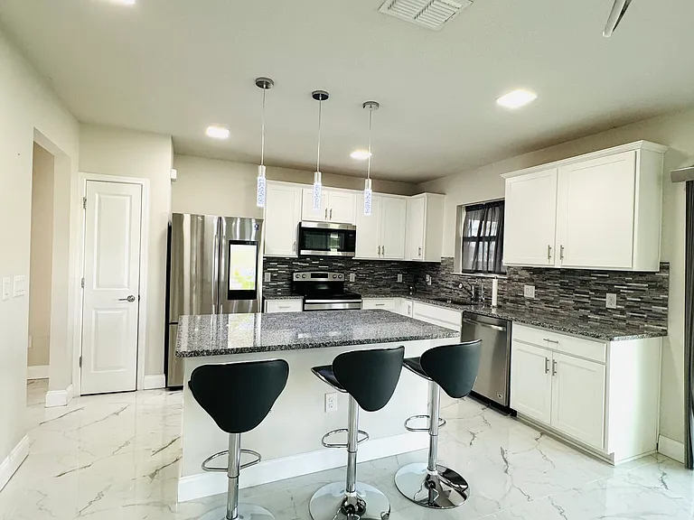 3839 Britton Beach Pl — Photo 5