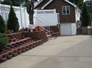 54 Windsor Rd, Staten Island, NY 10314