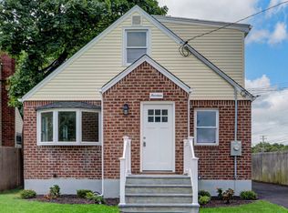 14 Emporia Ave, Elmont, NY 11003