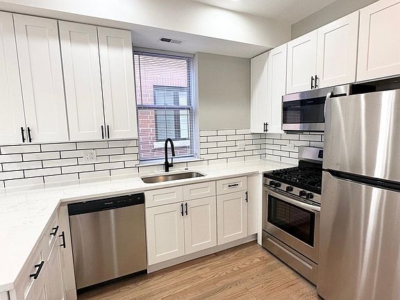 2nd image of 1649 N Paulina St #3
