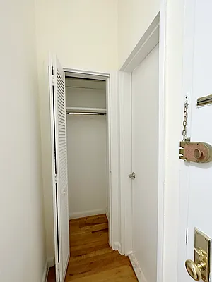 Rented by City Connections Realty | media 22