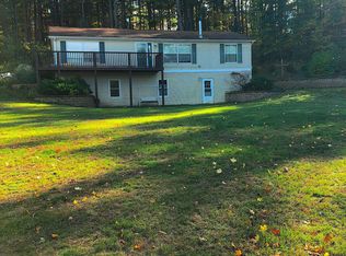 490 Wainwright Rd, Kent City, MI 49330