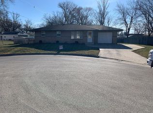 1107 E Hosmer St, Loves Park, IL 61111