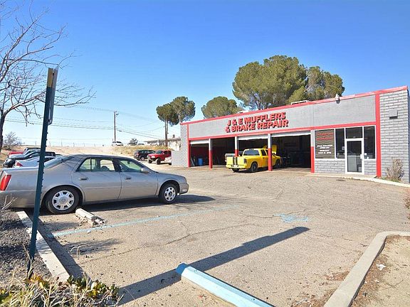 2nd image of 14896 7th St
