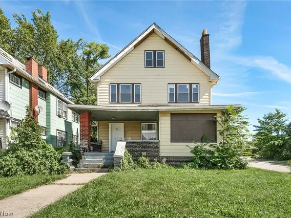 891 Paxton Rd, Cleveland, OH 44108