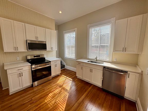 5th image of 2212 Monteiro St