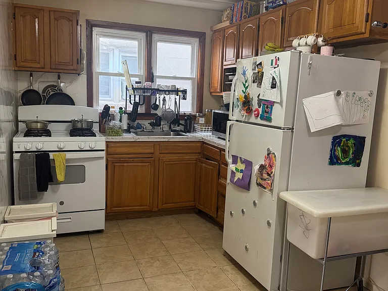 560 Cleveland Ave #1L — Photo 3